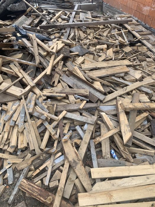 Дрова  доска    .