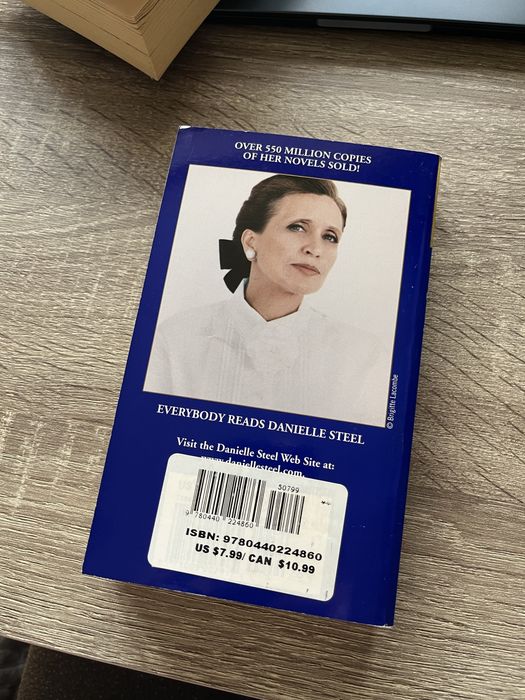 Книга Irresistible Forces, Danielle Steel. Роман