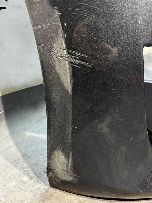 Бампер передній під парктроніки Tesla Model 3  2018-2022