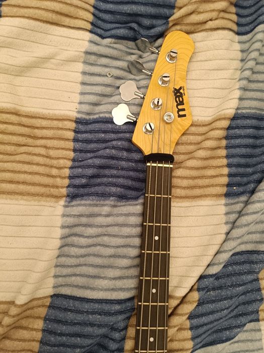 Gitara Basowa P-Bass Firmy Max Music