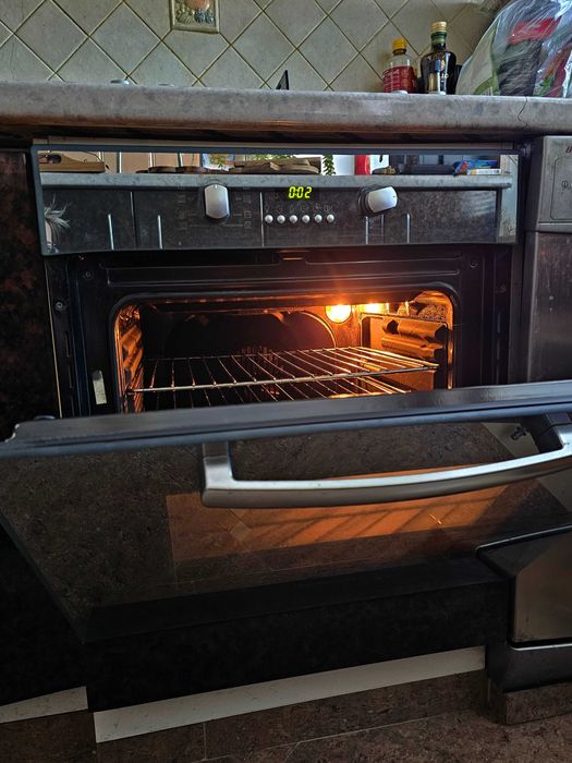 ARISTON piekarnik do zabudowy. Termoobieg, grill, rożen