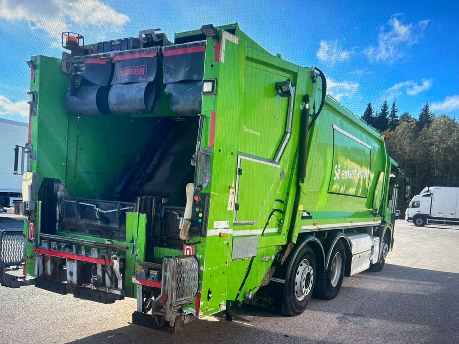 Mercedes Benz 2633 econic