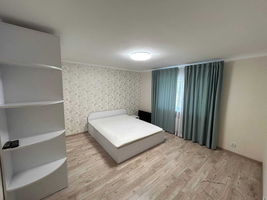 Довгострокова оренда будинку, масив Електроніка