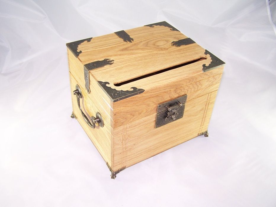 Шкатулки коробки, короба, купюрниці, футляри, пенали. Натуральний дуб.