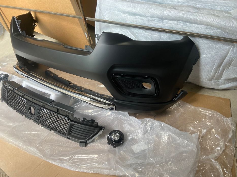 Jeep Cherokee Бампер передний в сборе  2019-2021 6AZ97TZZAС