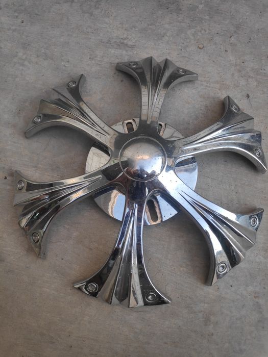 Спиннер вращающийся на диск