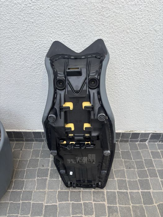 Banco de mota BMW 700GS