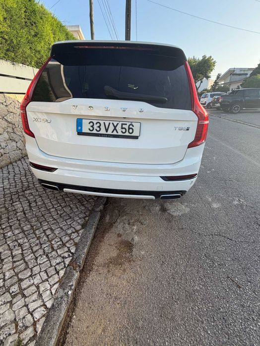 Volvo XC90 T8 TWIN ENGINE AWD R-DESIGN | 7 lugares