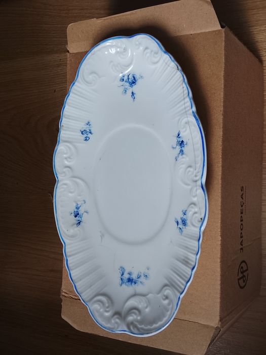 Travessa em porcelana da VA