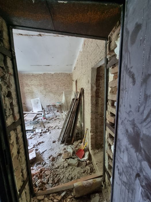 Яківці, поруч з музеєм, велика квартира 60м²