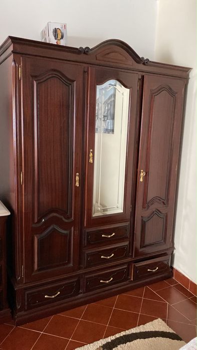 Mobilia completa quarto estilo classico mogno maciço