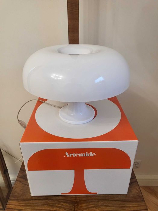 Lampa Artemide Nessino biala, jak nowa, sklep 950