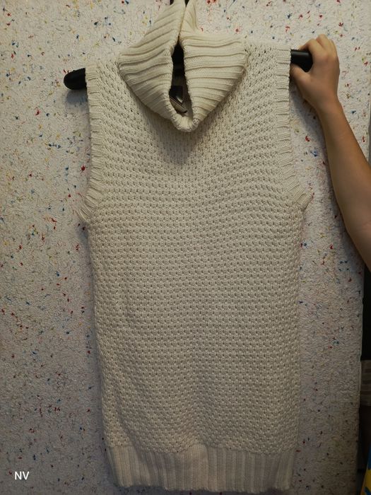 Вязаная туника без рукавов