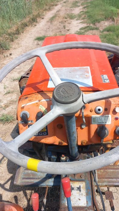 Mini tratror kubota b 7000