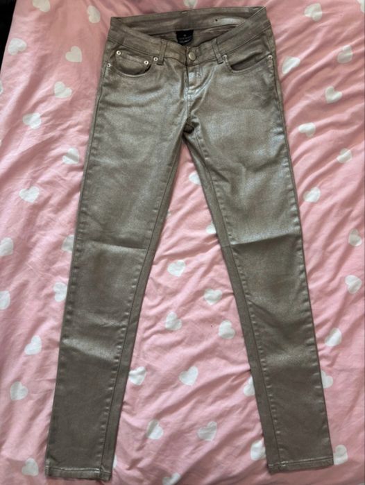 Spodnie rurki złote