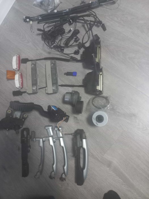 Замок двері Рено лагуна 2