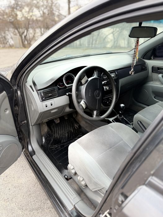 Продам Chrvralet Lacetti