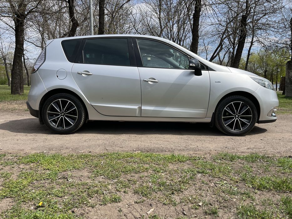 Renault Scenic 1.2 Turbo Bose