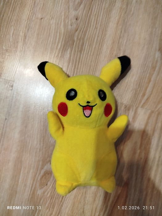 Pluszak Pikachu pokemon