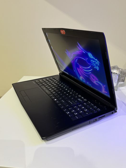 Laptop Gamingowy MSI GL62 i5/GTX 950/12GB ram/Dysk SSD