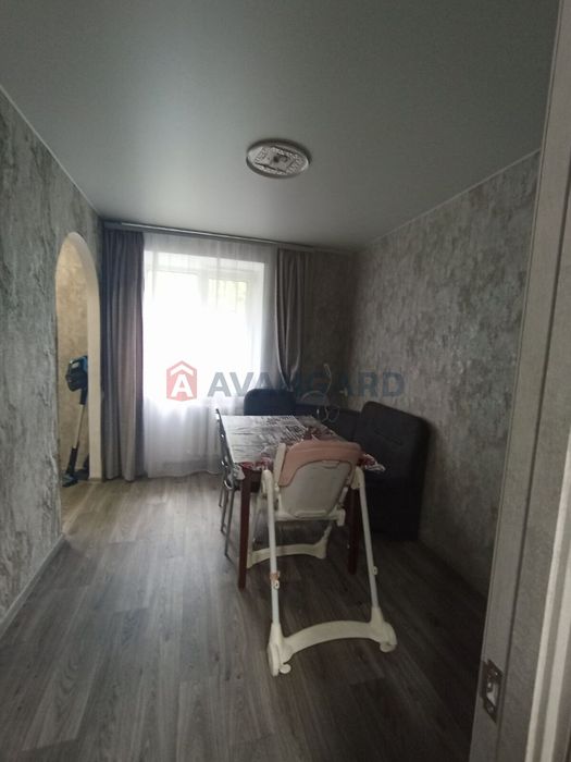 Продам 2-кімнатну квартиру в центрі