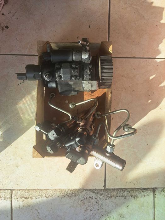 Injecção completa  motor  Renault k9k 832