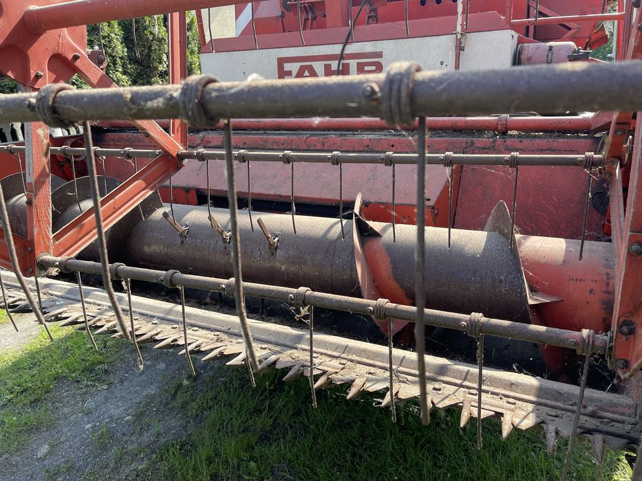 Kombajn Fahr M922