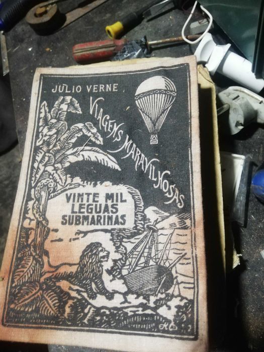 Livros vários antigos