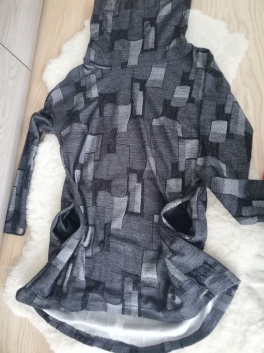 Bluza z kominem i kieszeniami Mohito r. 36