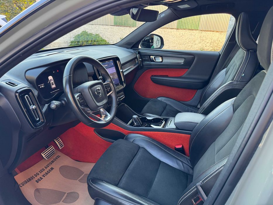 Volvo XC 40 P8 AWD Recharge RDesign
