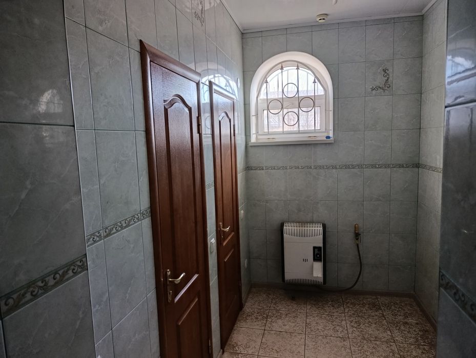 Продам нерухомість