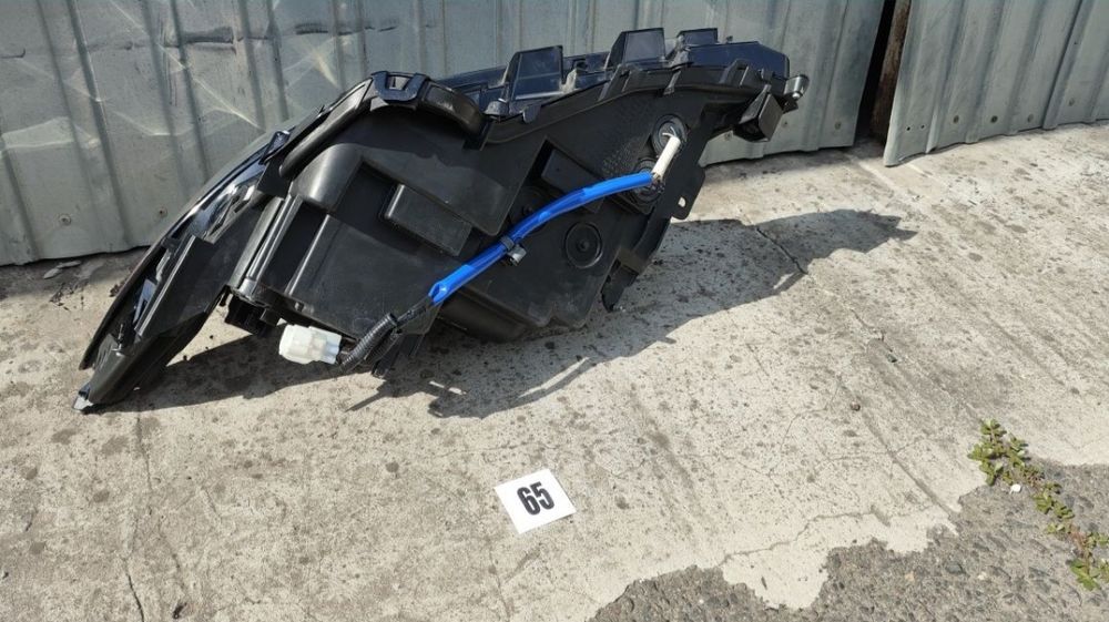 Правая фара Lexus Es 16-19 фара правая на Лексус  ЕС 16-18 8114033A61