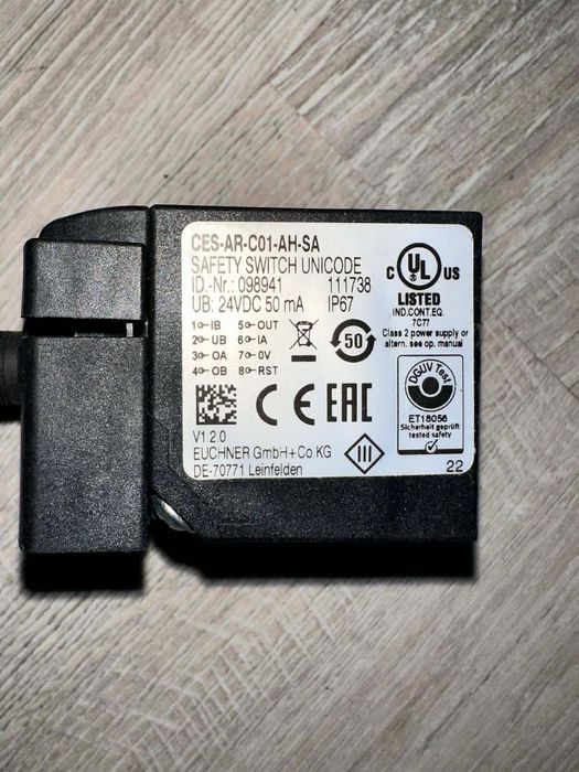 EUCHNER CES-AR-C01-AH-SA z pudełkiem