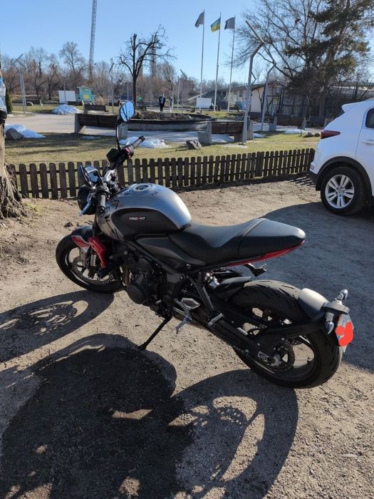 Triumph Trident 660 - 2024 рік