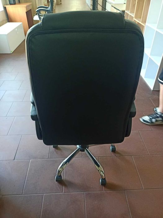 Krzesło obrotowe biurowe 120 cm x 65 cm