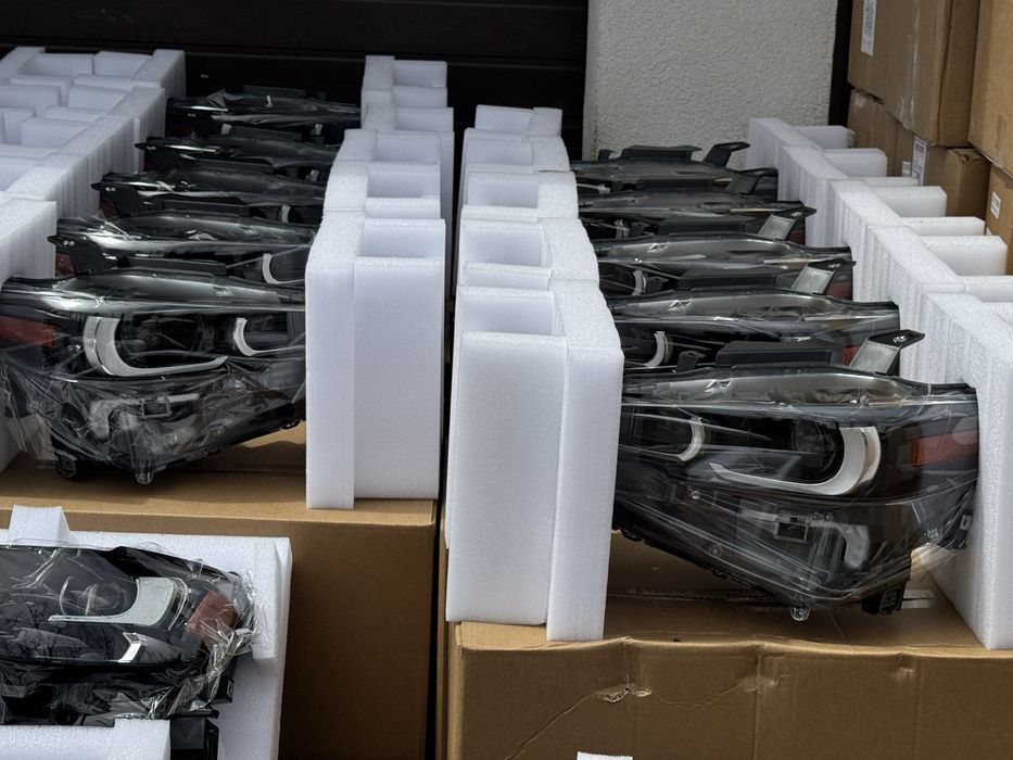 Фара фари  права ліва Mazda cx5 cx50 cx70 cx90 мазда цх 5 50 70 90