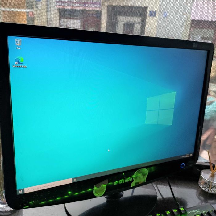 Komputer stacjonarny Win10