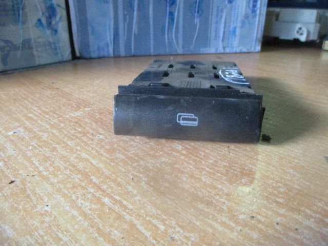 Consola central SEAT Ibiza II (6K1)