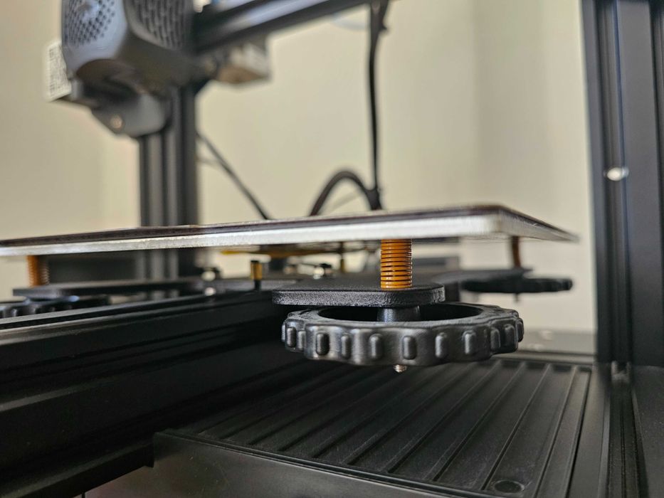 Impressora 3D Creality Ender 3 V2 c/ extras