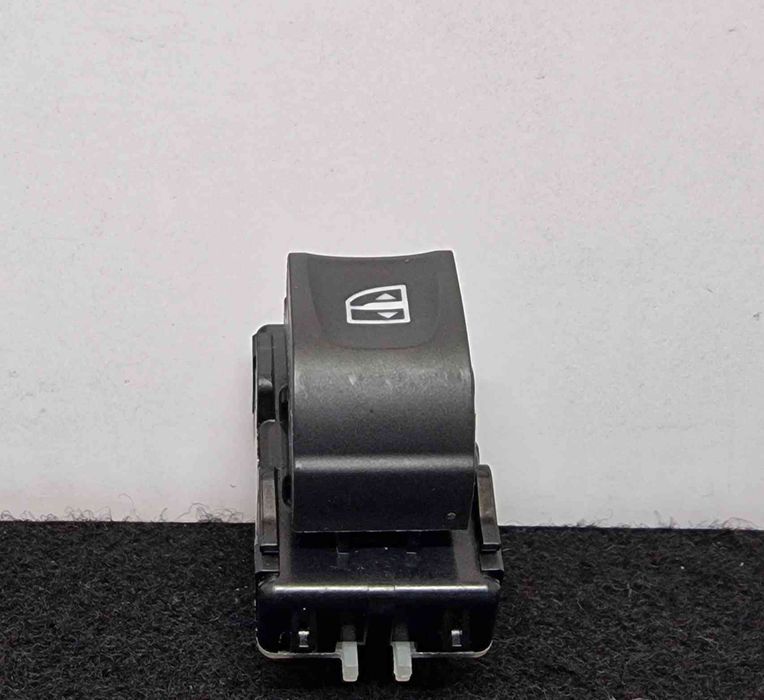 Comando / Botão / Interruptor Vidros Frente Direito DACIA SANDERO III ano 2022