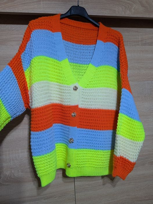 Nowy sweter zapinany kolorowe pasy new collection roz xl-3xl