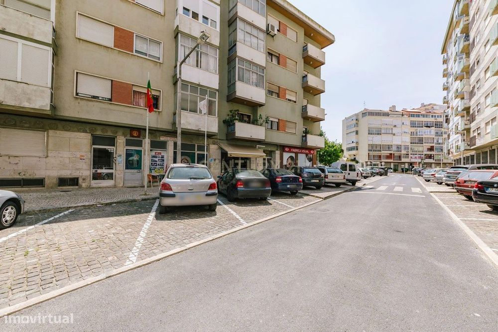 Apartamento T2 novo em Sacavém