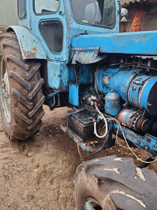 Продам трактор т40
