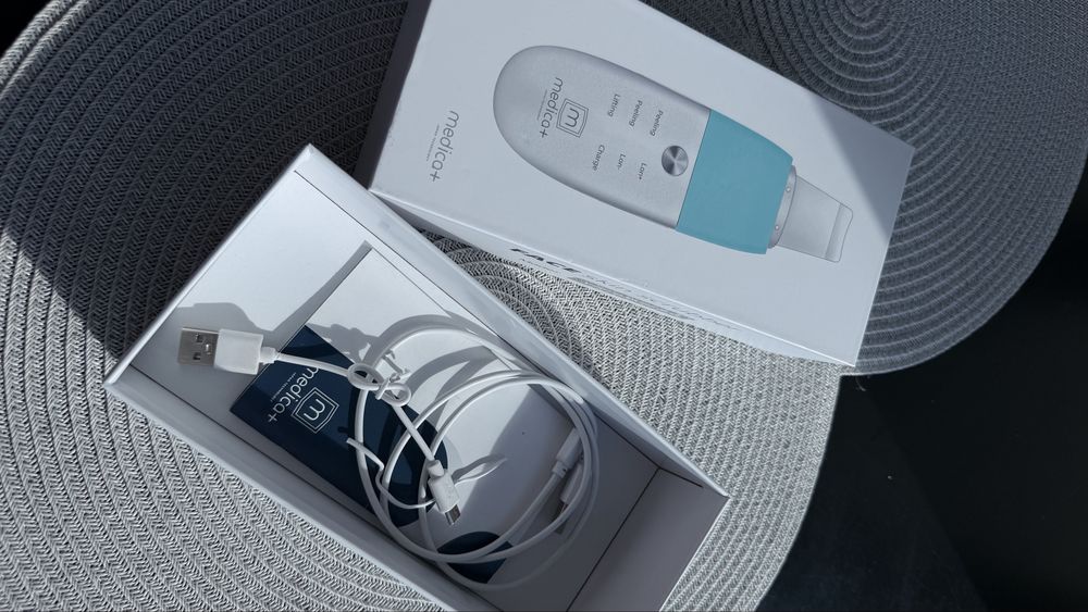 Ультразвуковий скрабер MEDICA+ VibroSkin 8.0