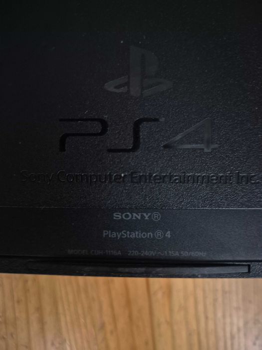 Konsola PlayStation 4 (9.00) FAT 500GB + Kontroler DualShock 4