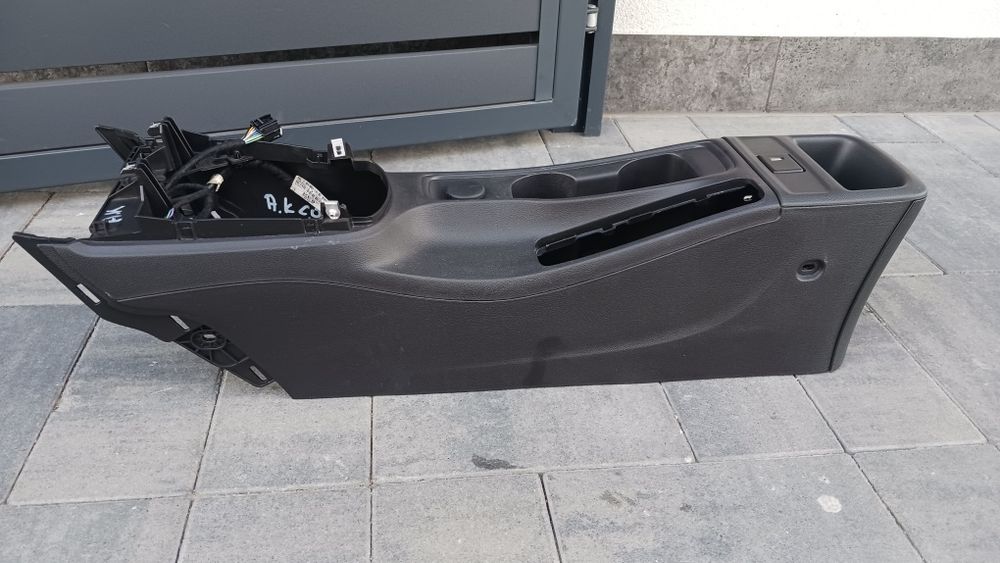 Tunel środkowy Astra K EUROPA