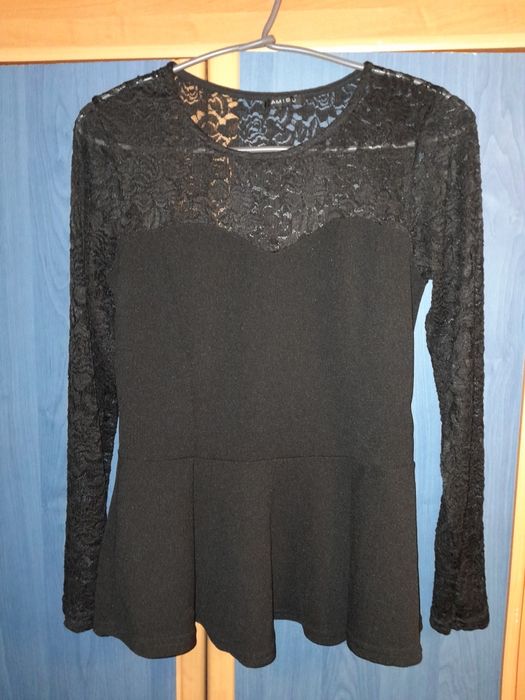 Bluzka czarna 44 koronka baskinka