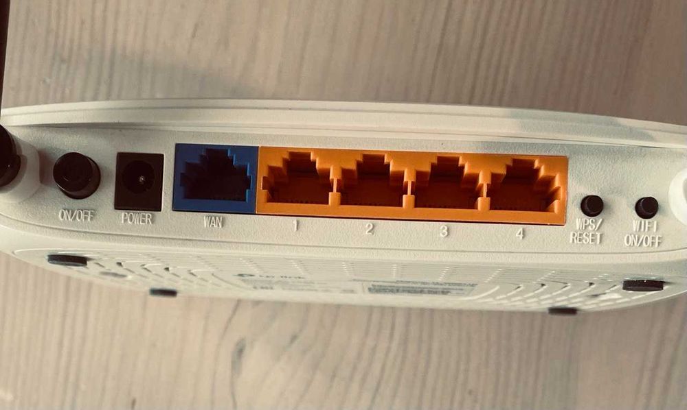 Надійний роутер TP-Link WR841N