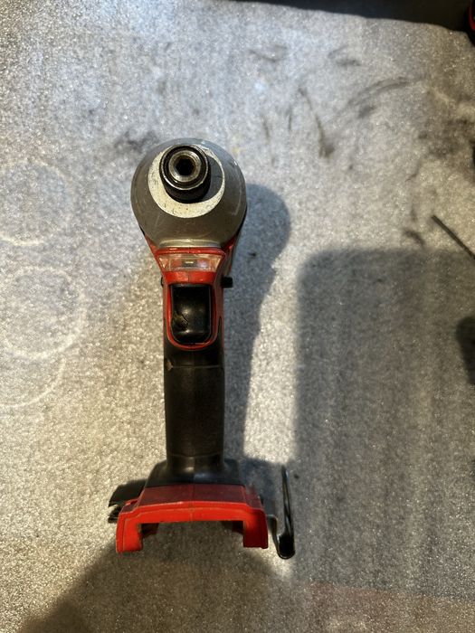 Zakrętarka milwaukee m18
