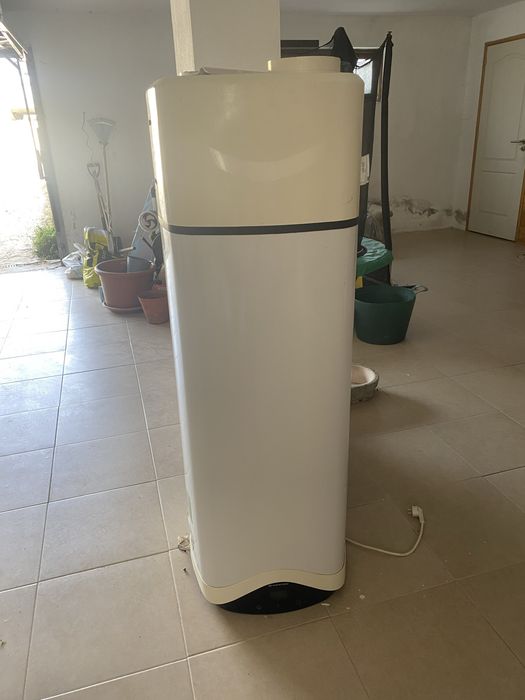 Bomba de calor Ariston Nuos Evo 100 – para peças